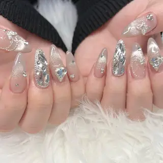 ネイル ネイルエルーシェ所属・Manatsu🌻 立川ネイリストのネイルデザイン