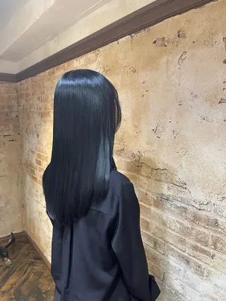 ロング luce所属・千代 夏輝のヘアスタイル