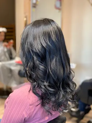 ロング カラー 関口 友行のヘアスタイル