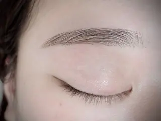 アイブロウ ［LUNA］EYE ⏾ EYEBROWのマツエク・マツパデザイン