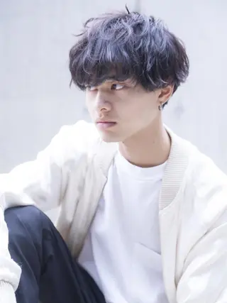 ミディアム カラー パーマ メンズ ミニボブ/ブリーチ 🌈MISATOのヘアスタイル