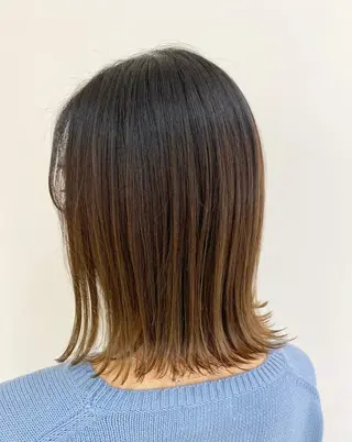 ミディアム カラー ヘアアレンジ 韓国レイヤー🖤🤍 /うえのゆずのヘアスタイル