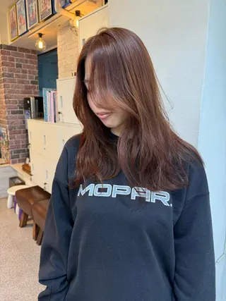 セミロング カラー レイヤーウルフ エクステ磯部のヘアスタイル