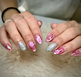 ネイル Nailsalon Latteのネイルデザイン