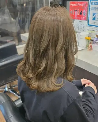 ミディアム カラー 関口 友菜のヘアスタイル