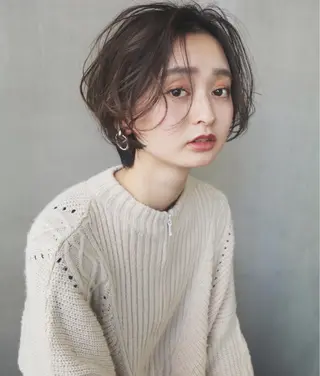 ショート カラー SALOWIN梅田茶屋町店所属・ウルフレイヤーカット /チヒロのヘアスタイル