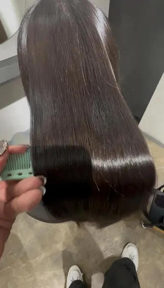 カラー ロング 縮毛矯正しかしない人 栄 矢場町 服部飛鳥のヘアスタイル