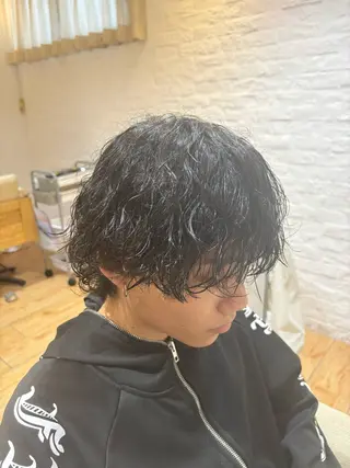 パーマ メンズ 瀬社家 加奈のヘアスタイル