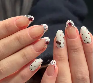 ネイル MoonHi Nail Salon所属・MoonHi Nail 朝霞台のネイルデザイン