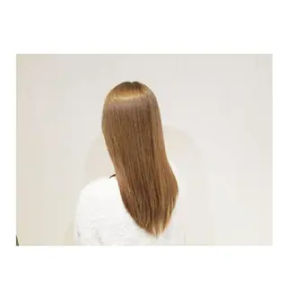 ロング Luana 矢場町のヘアスタイル