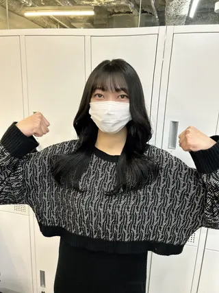 ロング 女性らしいモテヘア 韓国ヘアhikariのヘアスタイル