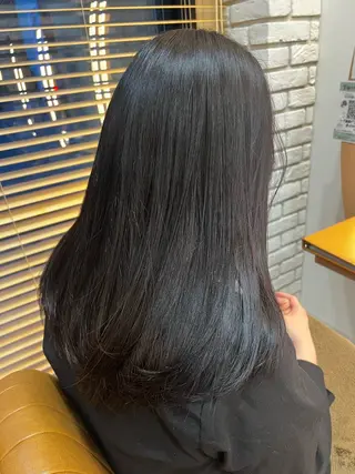 セミロング adorableけやき通り店所属・adorable 小西彩里のヘアスタイル