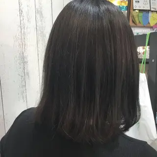 ミディアム カラー embrace エンブレイスのヘアスタイル