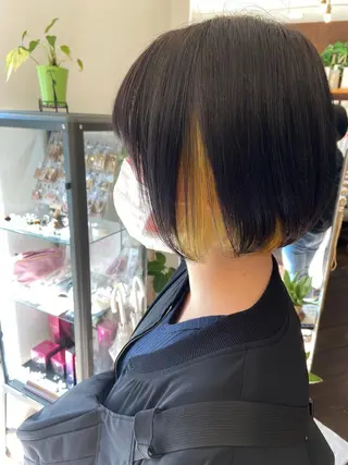 ショート カラー aini上本町 吉元直明のヘアスタイル