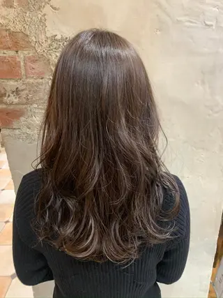 セミロング カラー 美髪ヘッドスパ🫧 西山紗奈江💆‍♀️のヘアスタイル