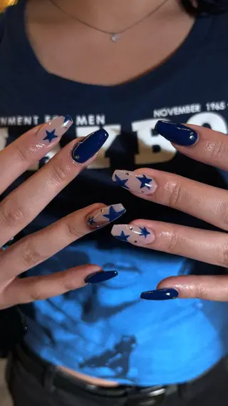 ネイル ハイトーン/レイヤー KYOKA🩶のヘアスタイル