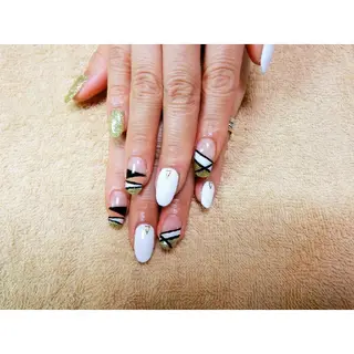 ネイル 痛ネイル/ワンホン/ フィルイン/長さだしのネイルデザイン