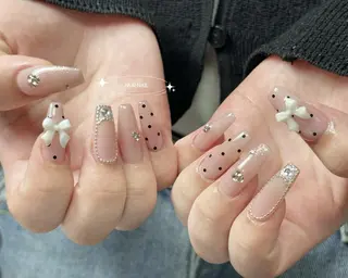 ネイル RINA 🤍のネイルデザイン