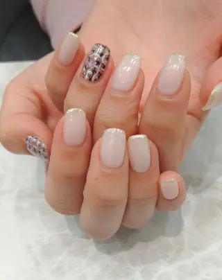ネイル 會田 瑠衣のネイルデザイン