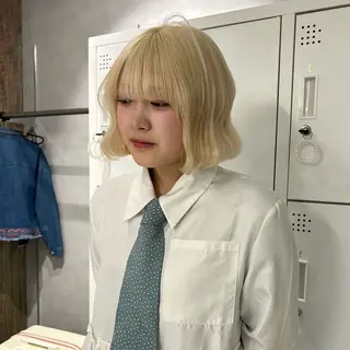 ショート ハイトーンカラー/ 梅田/Aikaのヘアスタイル