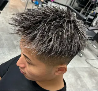 ショート カラー パーマ メンズ era2d所属・マコト/心斎橋 メンズ専門店のヘアスタイル