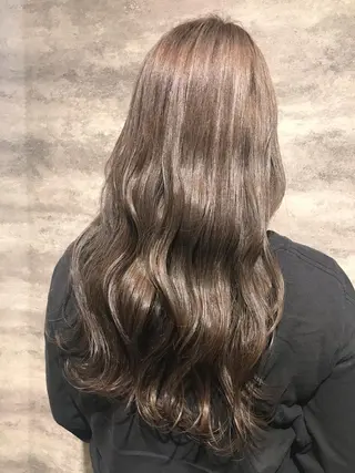 ロング Blanco 村松 美里のヘアスタイル