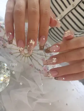 ネイル TIDY M&Mのネイルデザイン