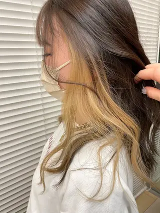 ロング 有賀 佑葵のヘアスタイル