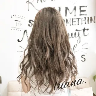 ロング エクステ・髪質改善・ ブリーチ・吉田大介のヘアスタイル