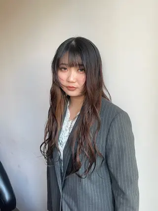 ロング 鈴木瑛里／ブロンド ベージュ／男女のヘアスタイル