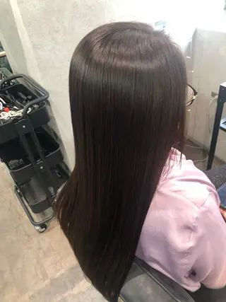 ロング ナチュラル透明感🌱 小山美樹子のヘアスタイル