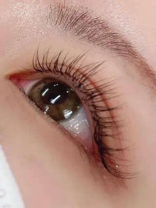 マツエク・マツパ 🌷韓国顔周りカット ×艶カラーaki🌷のヘアスタイル