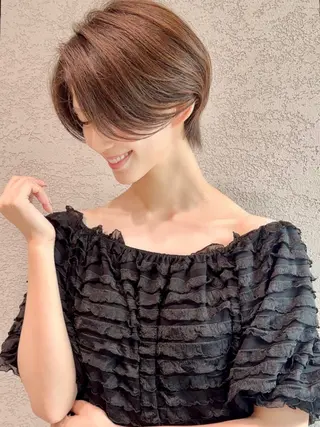 ショート カラー レイヤー❣️縮毛矯正 川村利幸のヘアスタイル