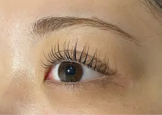 マツエク・マツパ ななみ.⋆𝜗𝜚 艶カラー/まつパのヘアスタイル