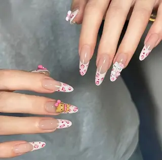 ネイル Oomiya 服部のネイルデザイン