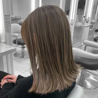 カラー Ash 新小岩 🐈⬛中溝有紗🎀のヘアスタイル