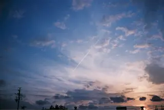 足立 悠輔のヘアスタイル