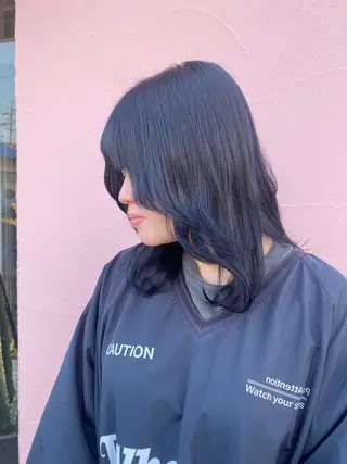 ミディアム カラー あいさ🤍ムラ無しカ ラー🤍のヘアスタイル