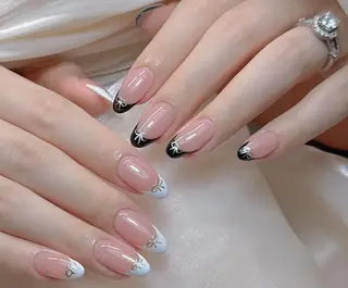 ネイル VIVIAN リサのネイルデザイン