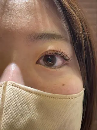 マツエク・マツパ 最高級人毛 100%エクステ茉央のヘアスタイル