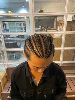 メンズ コーンロウ／ブレイズ SYUのヘアスタイル