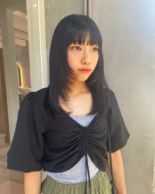 ロング カラー SHICENEケイ レイヤーカット🦋のヘアスタイル