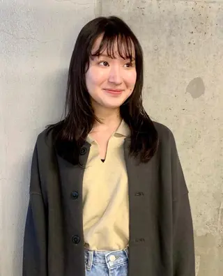 ロング カラー BOTANIUM by Rr SALON 【ボタニウムバイアー ルサロン】所属・レイヤーカット/艶髪 /ストレート/リクトのヘアスタイル