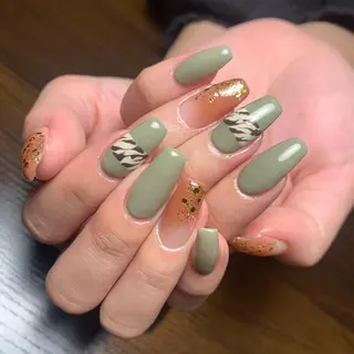 ネイル Lelis Marron所属・岸 侑李のネイルデザイン