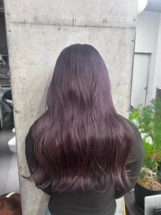 ロング カラー 吉田 菫のヘアスタイル
