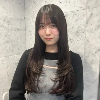 セミロング 🦋レイヤー職人 猪瀬玲奈🦋のヘアスタイル
