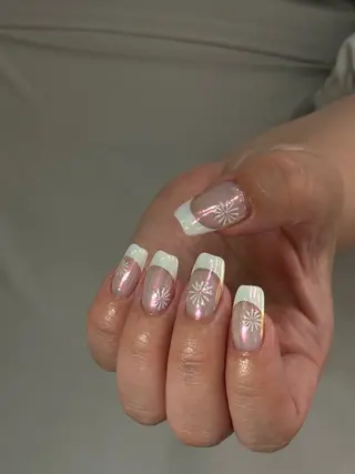 ネイル neouv所属・NEOUV_ mikuのネイルデザイン