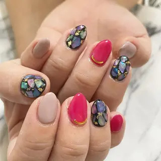 ネイル QULEONAIL所属・大城 裕麻のネイルデザイン