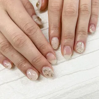 ネイル マツエク・マツパ アイブロウ pu muのネイルデザイン