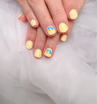 ネイル pink ladyサロン所属・べ にのネイルデザイン